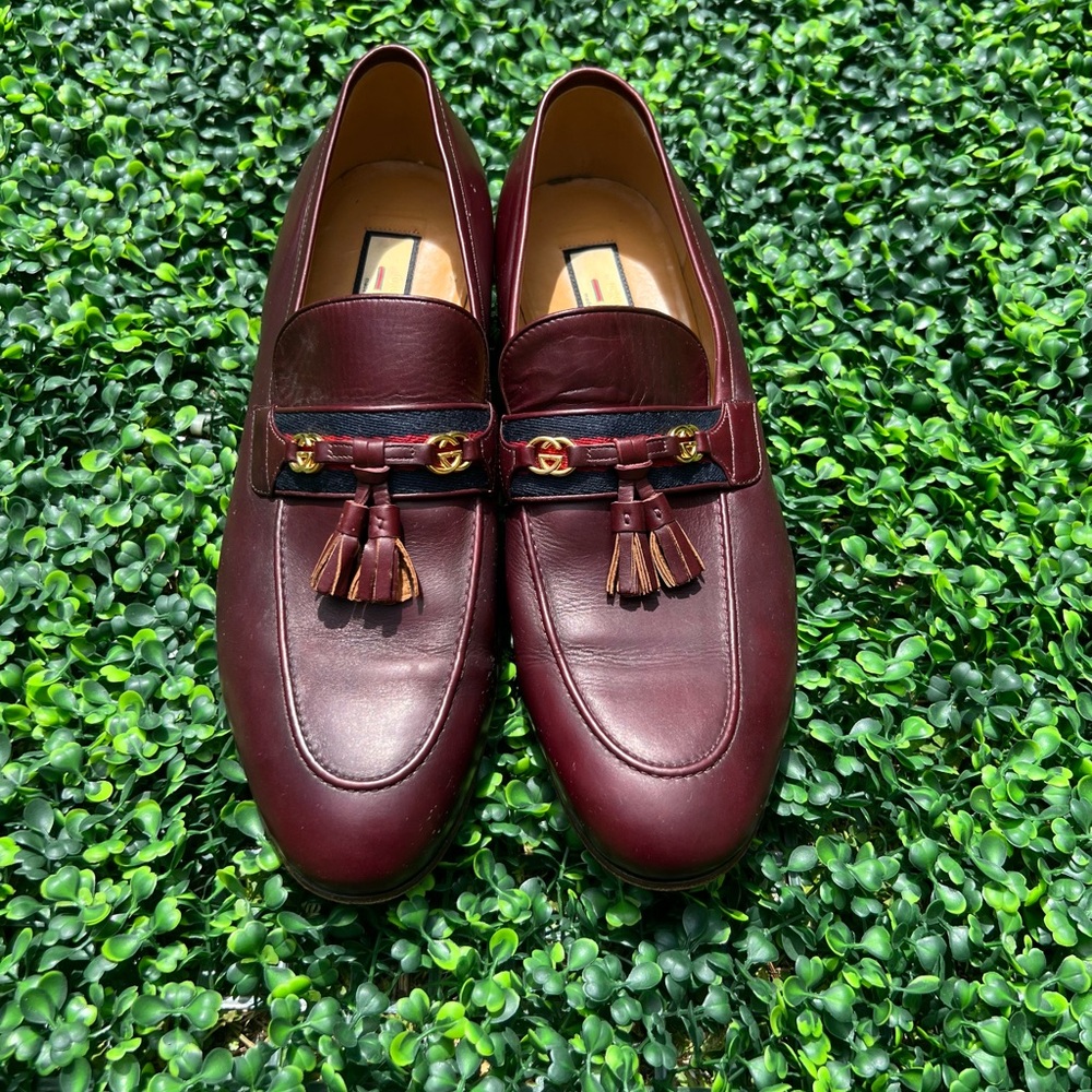 Gucci Paride GG Tassel Loafers Burgundy Leather Size 11